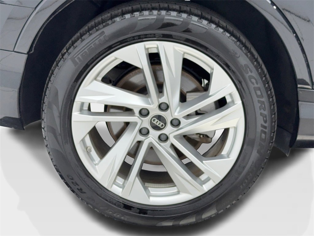 Used 2022 Audi Q7 3.0T Premium image 55