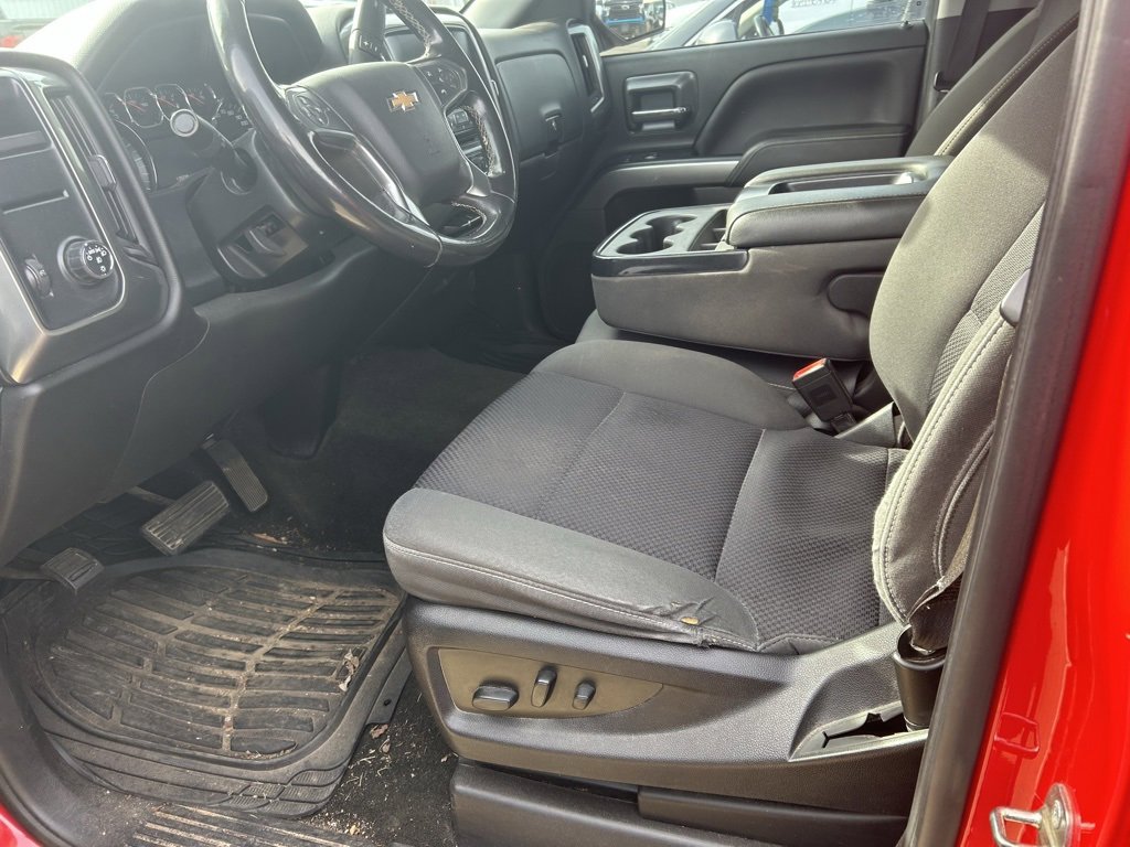 Used 2018 Chevrolet Silverado 1500 LT w/ Texas Edition image 4