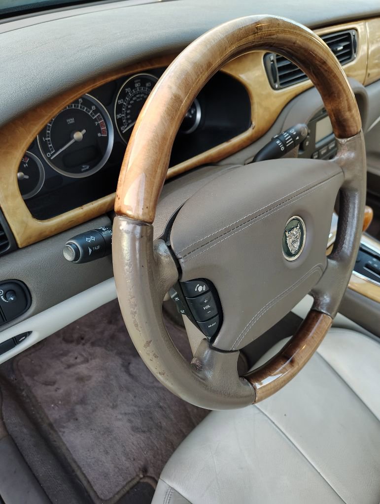 Used 2006 Jaguar S-TYPE 4.2 image 24