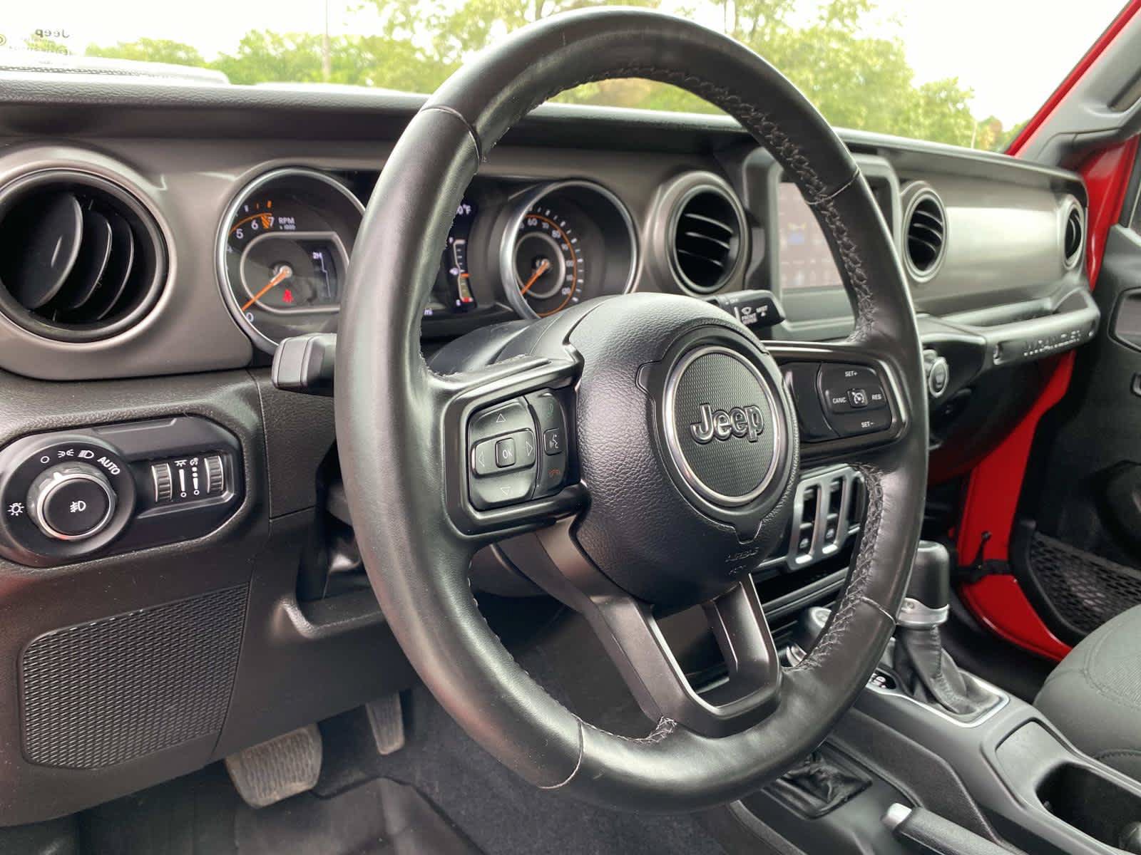 Certified 2022 Jeep Wrangler Sport AWD/4WD image 11
