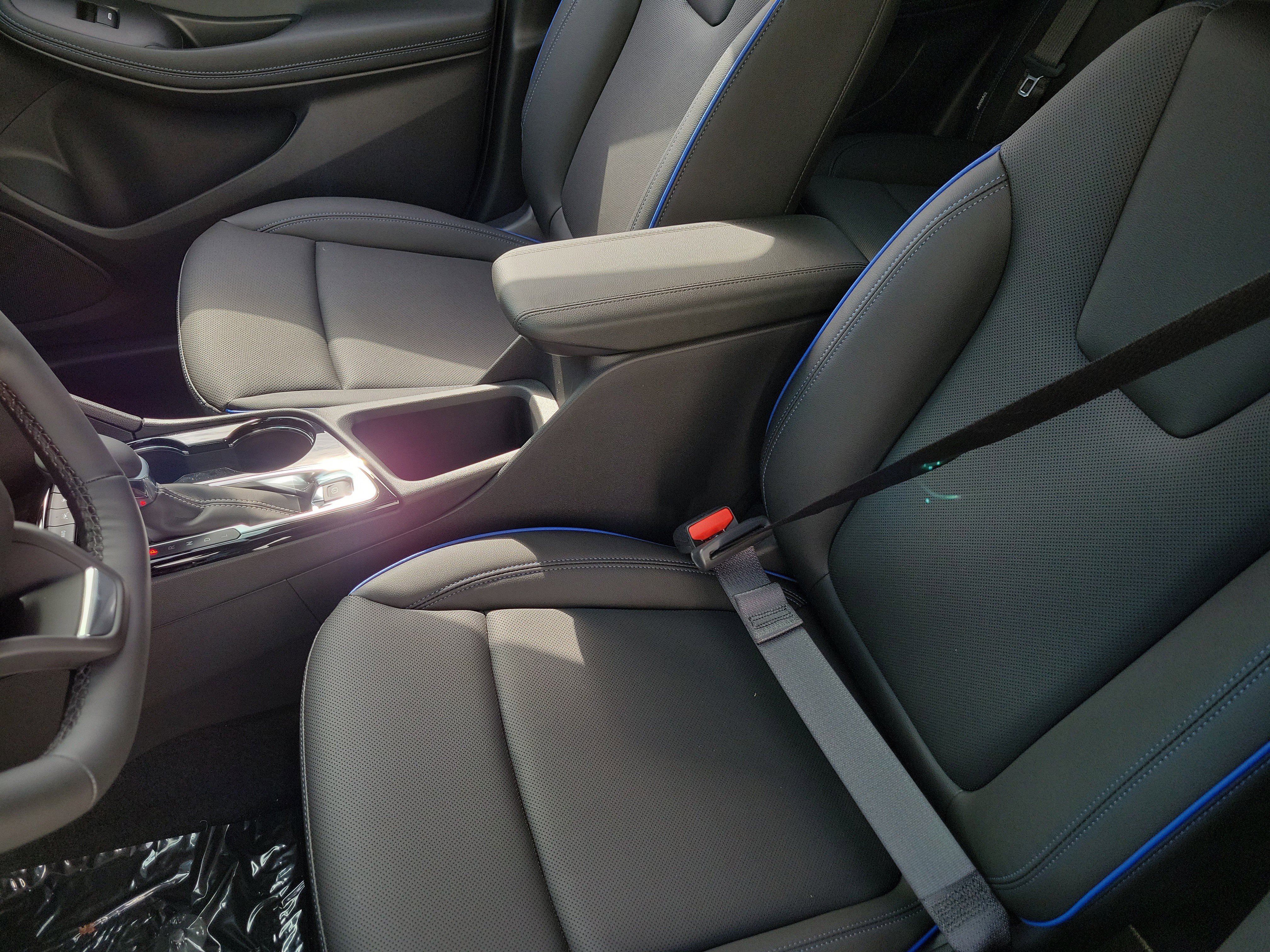 New 2026 Buick Encore GX Sport Touring AWD/4WD image 22