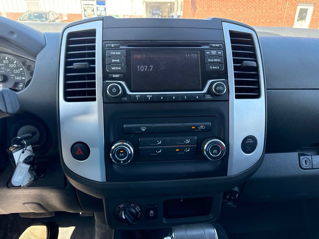 Used 2017 Nissan Frontier SV AWD/4WD image 11