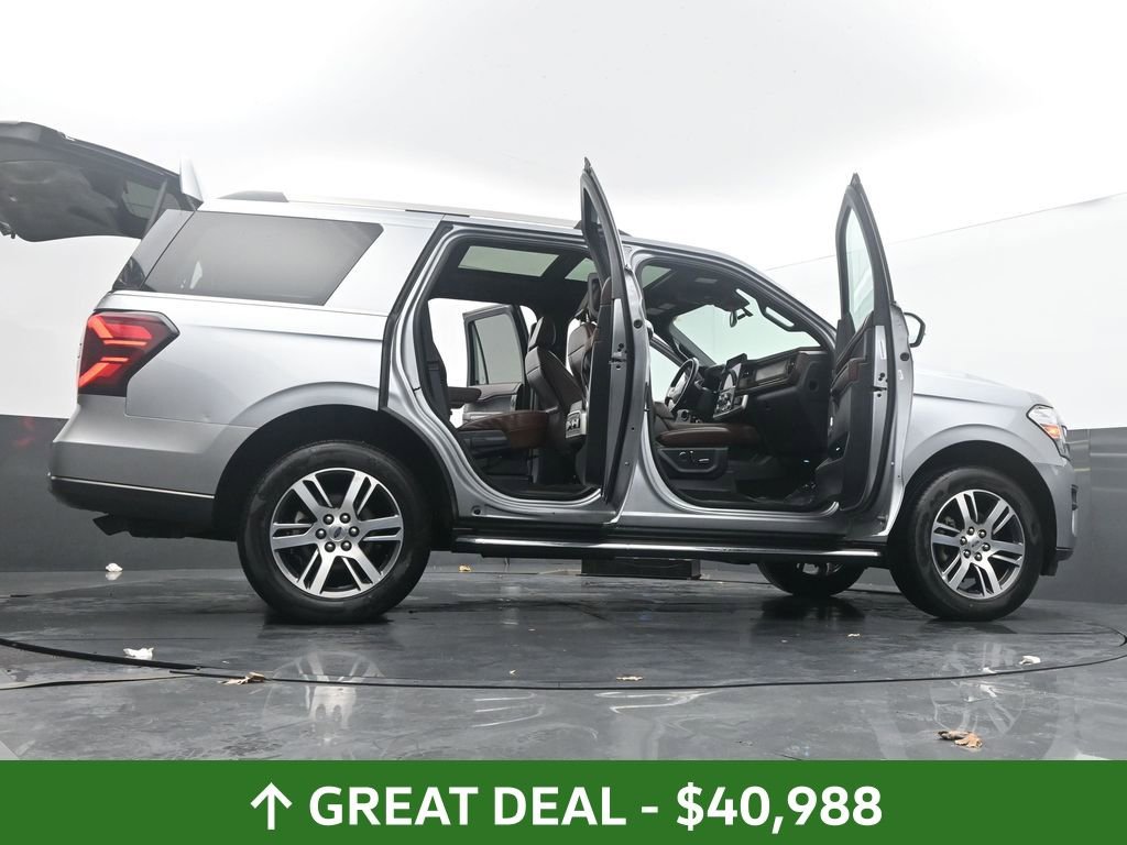 Used 2022 Ford Expedition Limited image 81