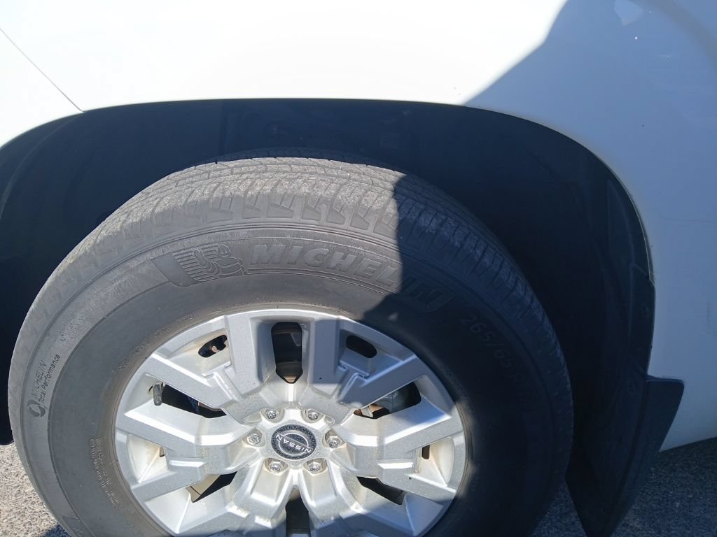 Certified 2023 Nissan Frontier SV w/ SV Convenience Package RWD image 3