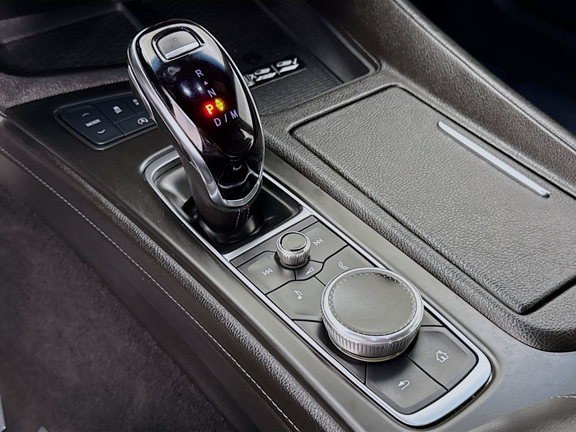 Used 2023 Cadillac CT5 Luxury w/ Cold Weather Package RWD image 18