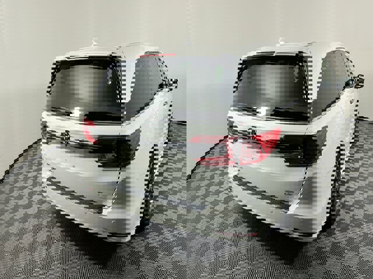 Used 2024 Honda Odyssey Elite image 3