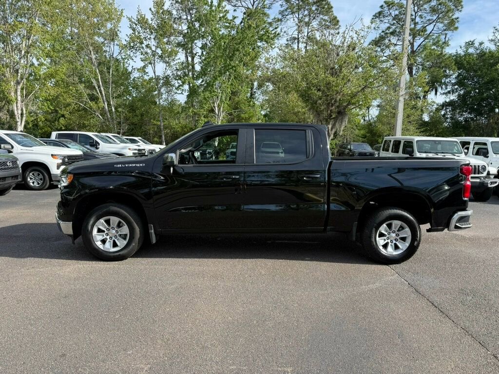 Used 2025 Chevrolet Silverado 1500 LT image 2