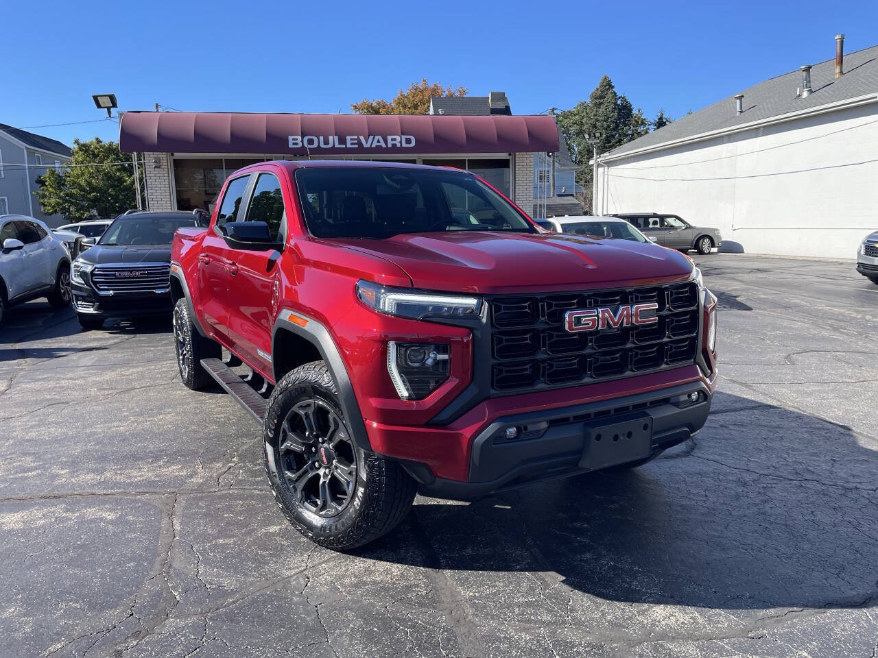 Used 2024 GMC Canyon Elevation w/ Convenience Package