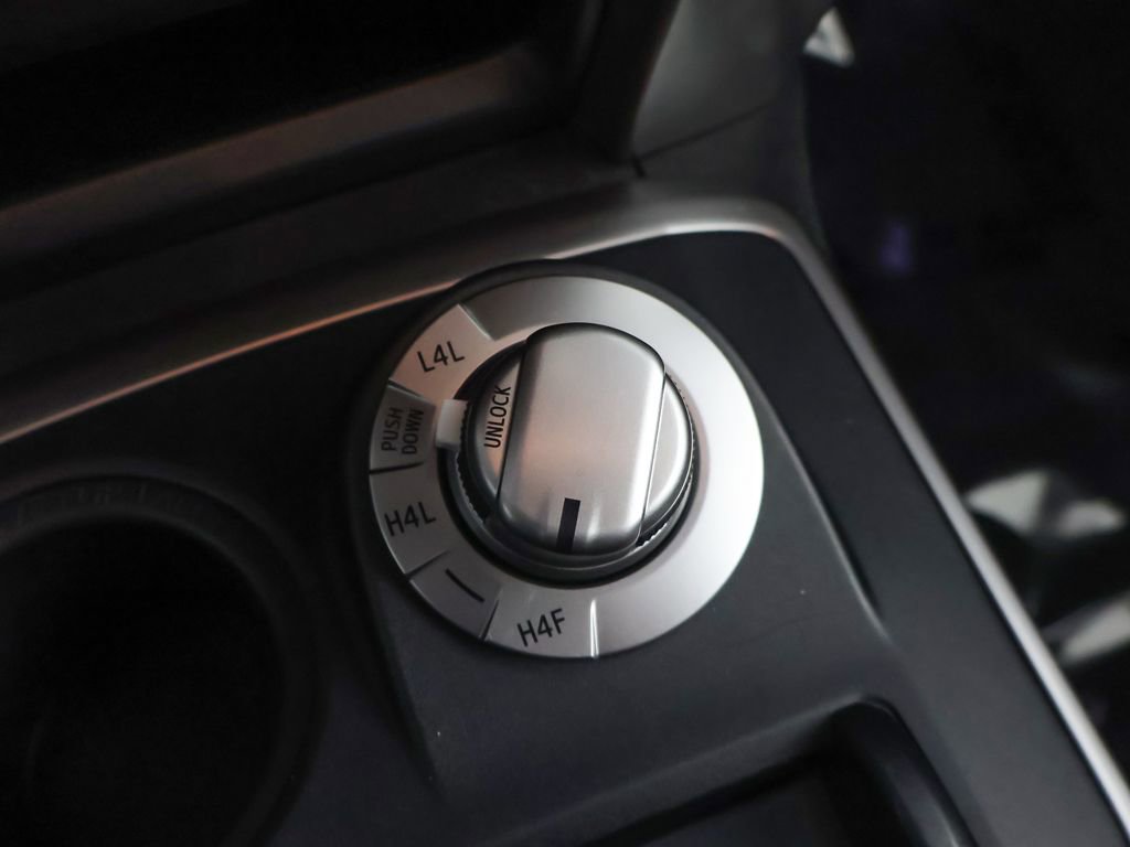 Used 2023 Toyota 4Runner Limited AWD/4WD image 46