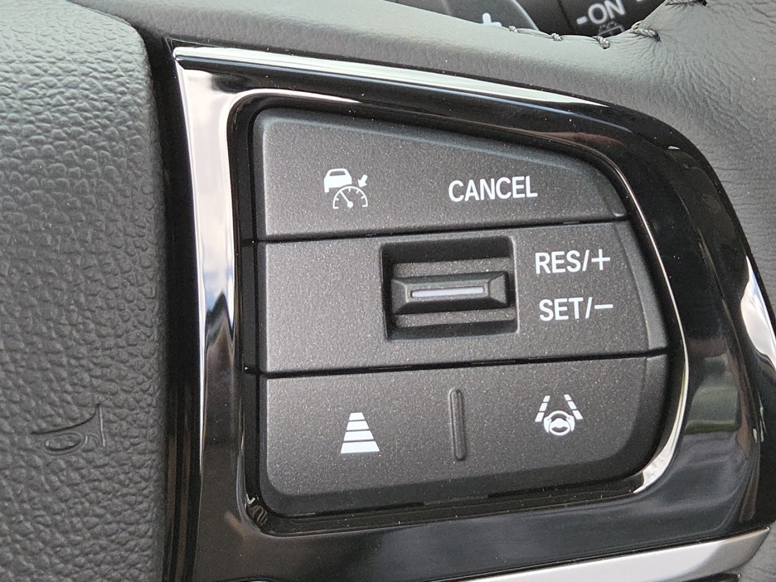 New 2026 Honda Odyssey Touring image 8