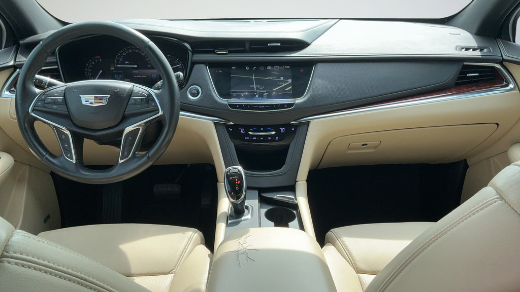 Used 2019 Cadillac XT5 Luxury FWD image 7