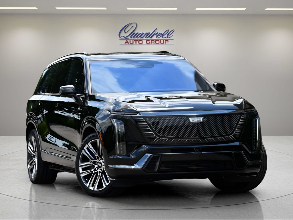 Used 2026 Cadillac Vistiq Platinum w/ LPO, Floor Liner Package AWD/4WD image 1