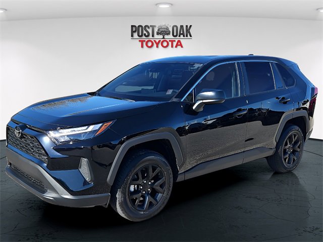 Used 2025 Toyota RAV4 LE image 3