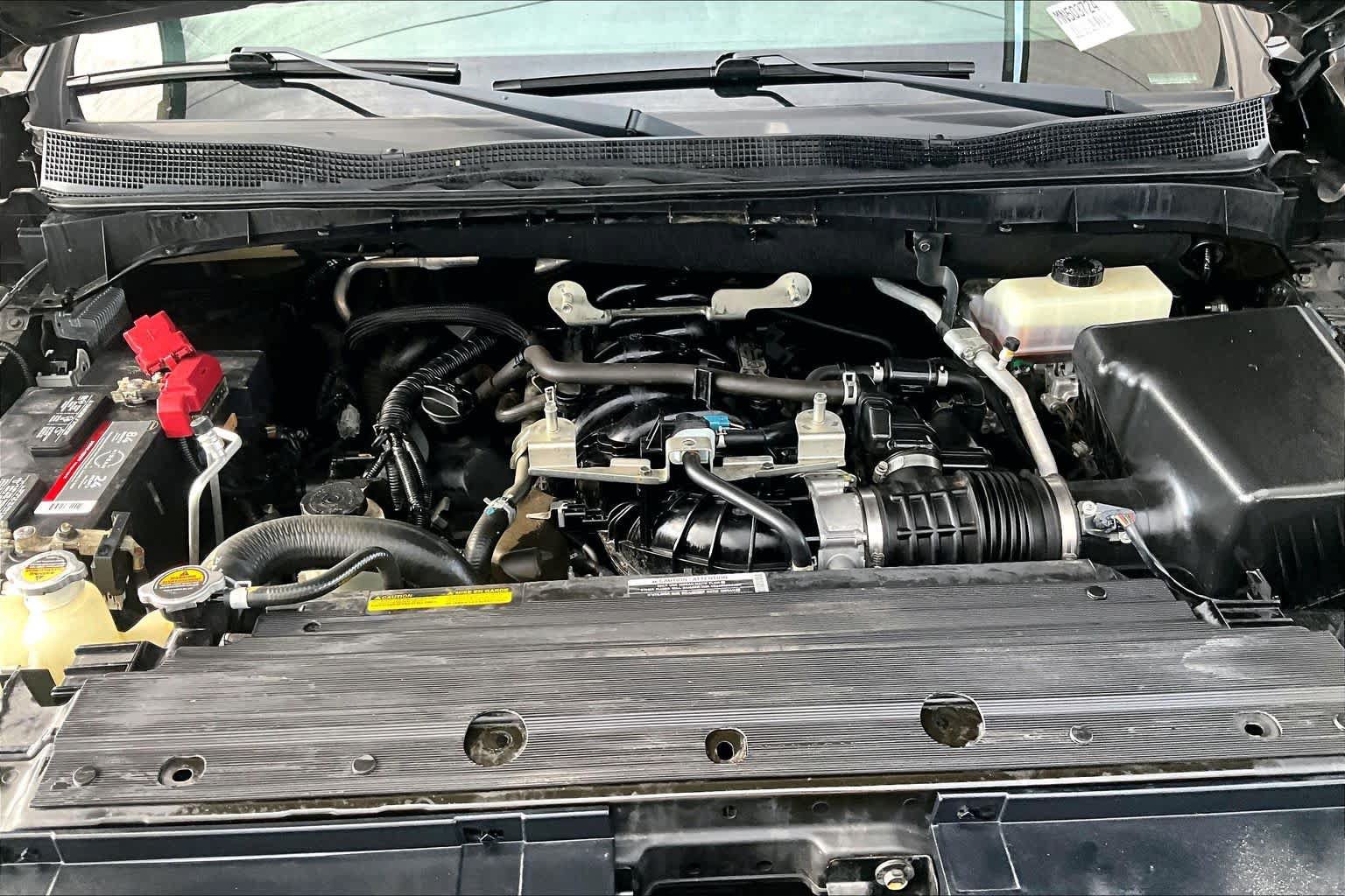 Used 2021 Nissan Titan PRO-4X w/ Pro-4x Convenience Package AWD/4WD image 32