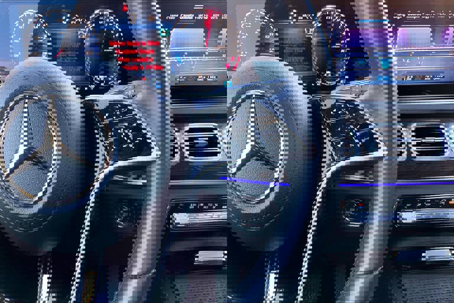 Used 2025 Mercedes-Benz GLE 450e 4MATIC image 24