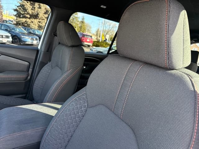 Certified 2025 Honda Pilot Sport image 12