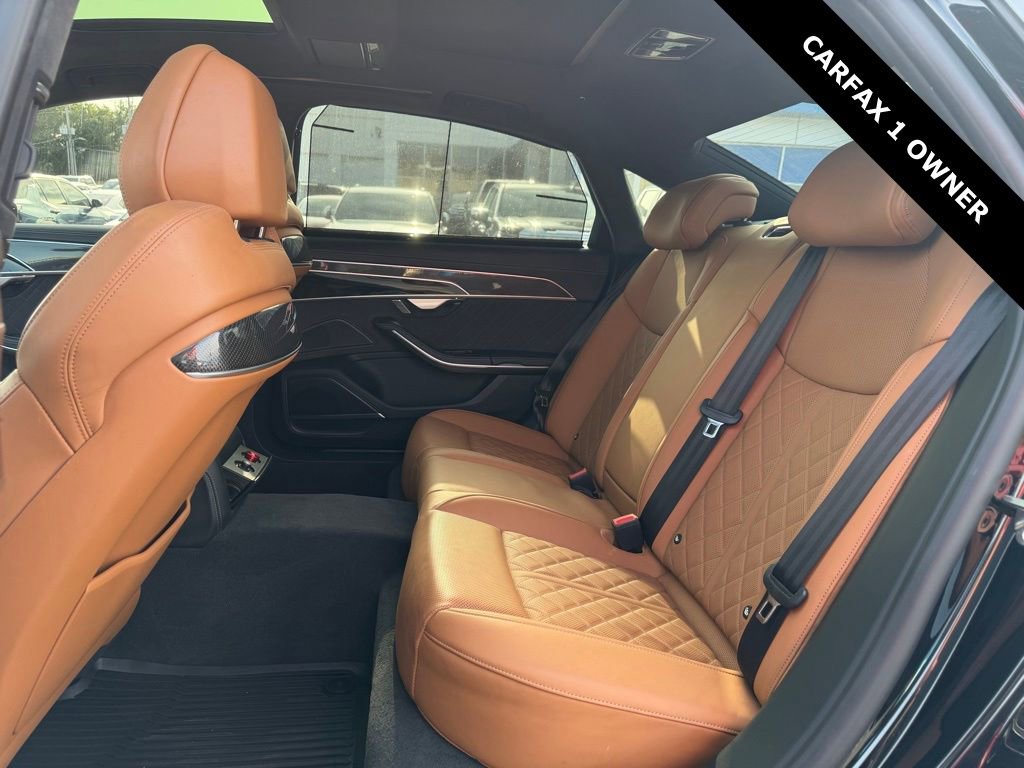 Used 2023 Audi S8 AWD/4WD image 19