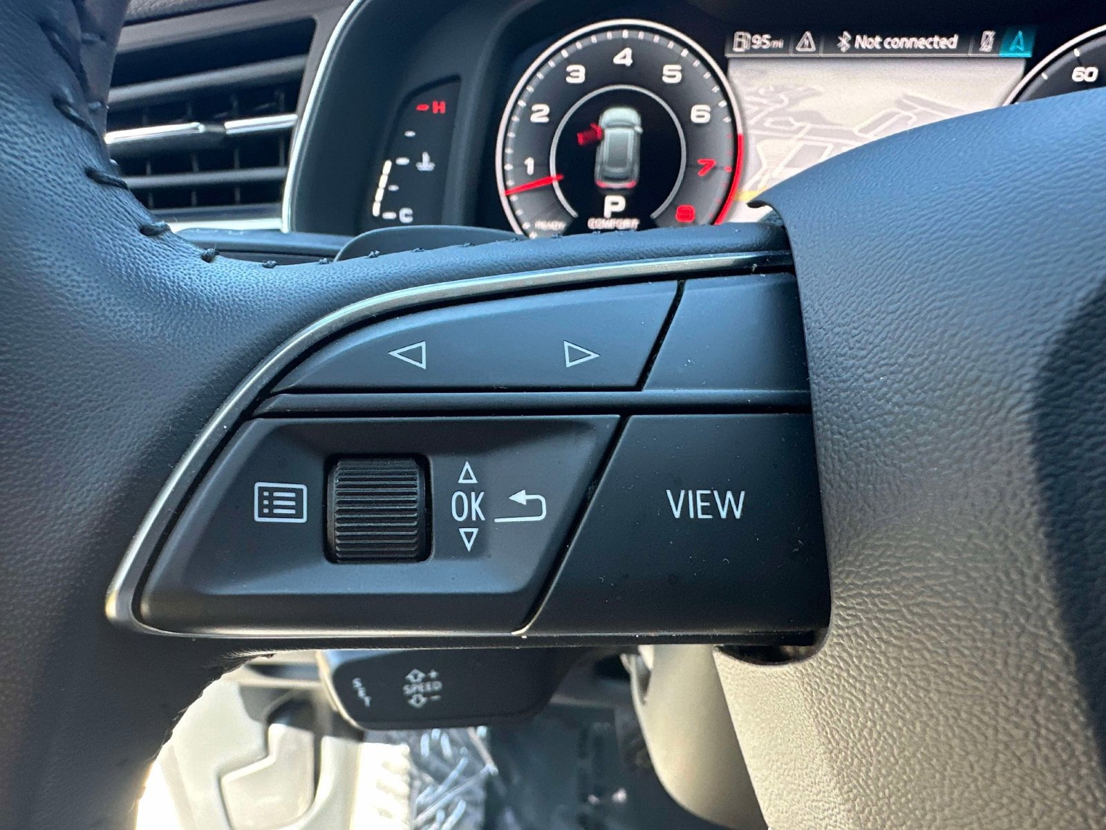 Used 2019 Audi Q8 Premium Plus image 22