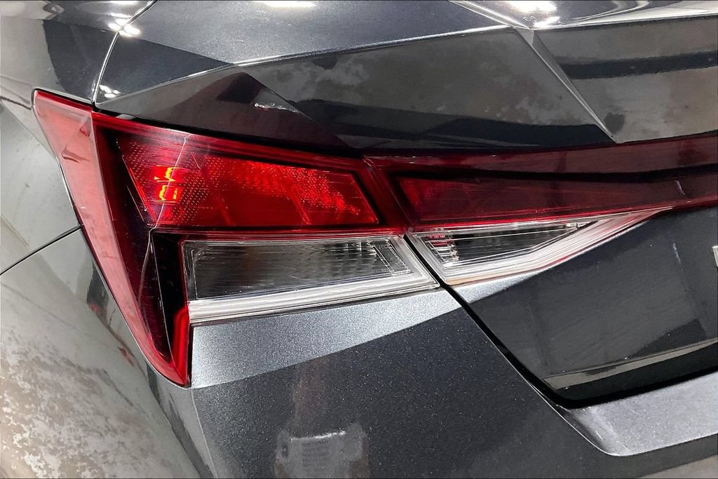 Used 2023 Hyundai Elantra SEL w/ Convenience Package FWD image 34