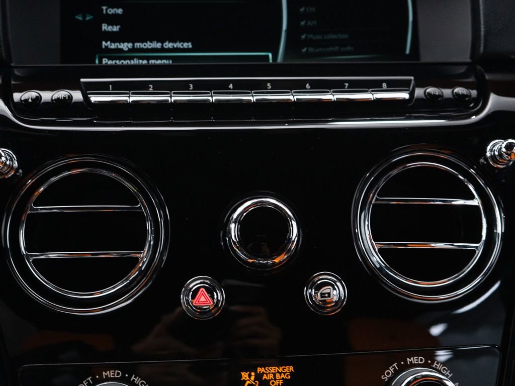 Certified 2023 Rolls-Royce Cullinan AWD/4WD image 43