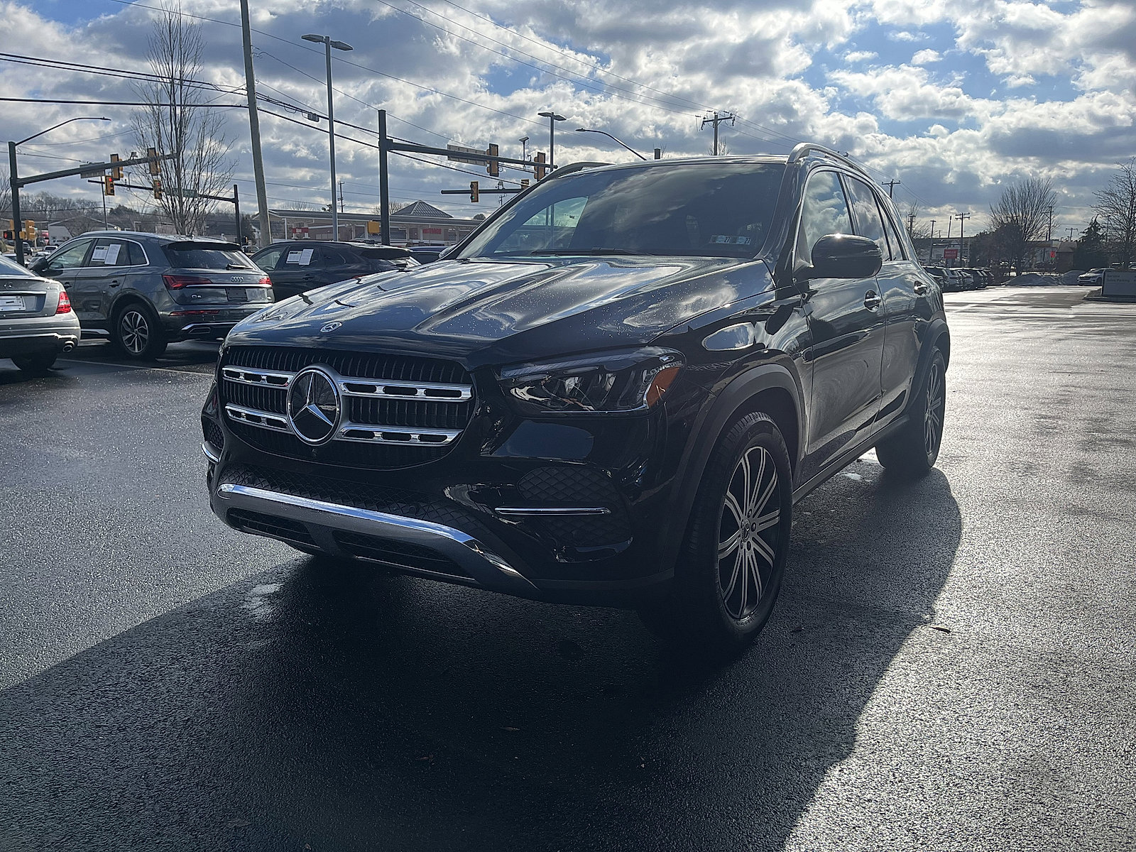 New 2026 Mercedes-Benz GLE 350 4MATIC image 3