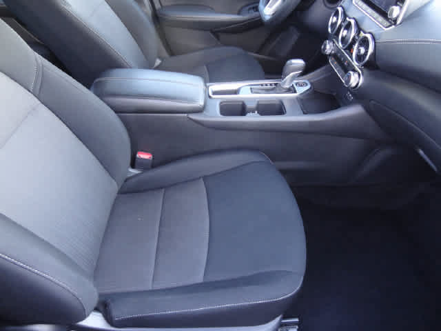 Used 2023 Nissan Sentra SV FWD image 12