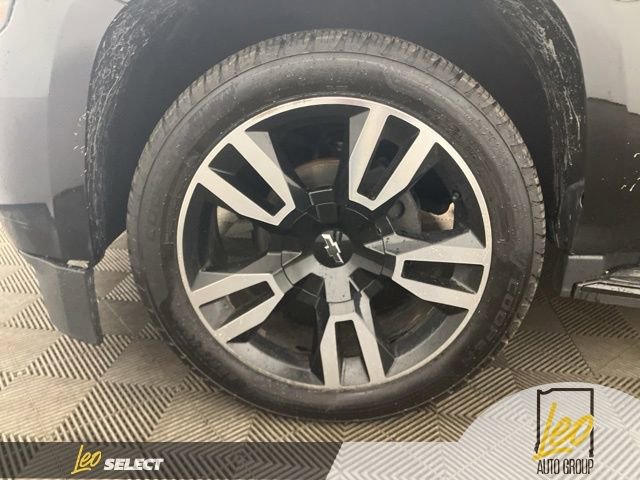 Used 2018 Chevrolet Suburban Premier image 26