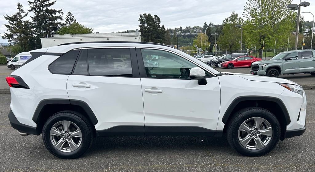Certified 2024 Toyota RAV4 XLE FWD image 4