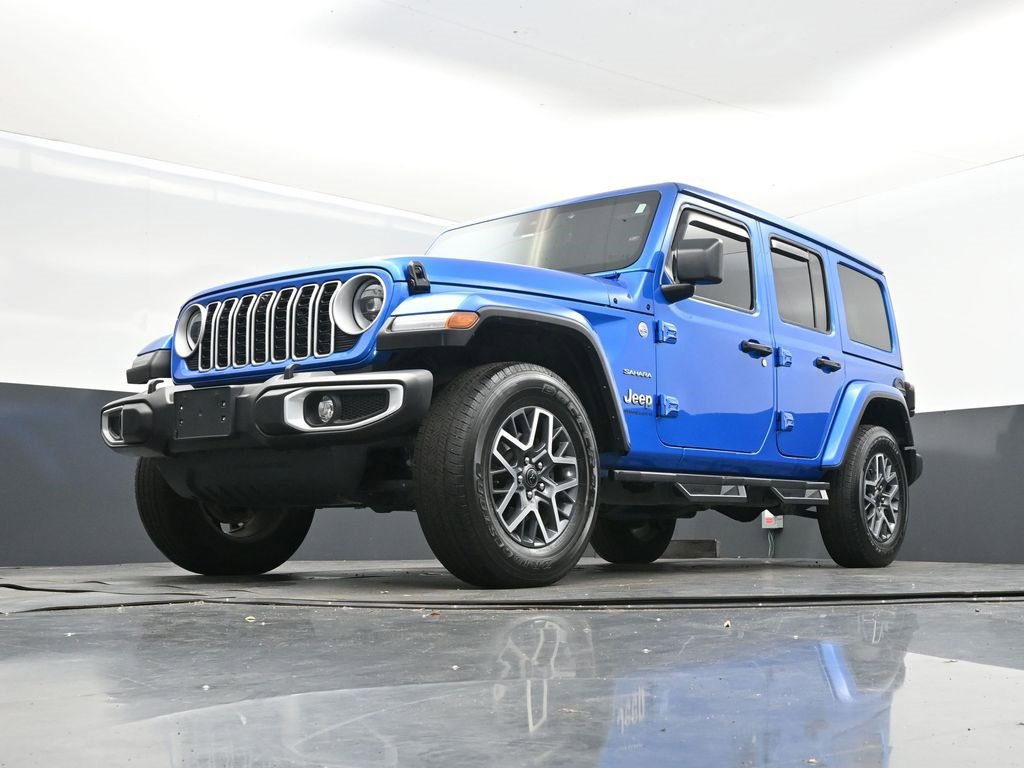 Used 2024 Jeep Wrangler Sahara w/ Technology Group image 41