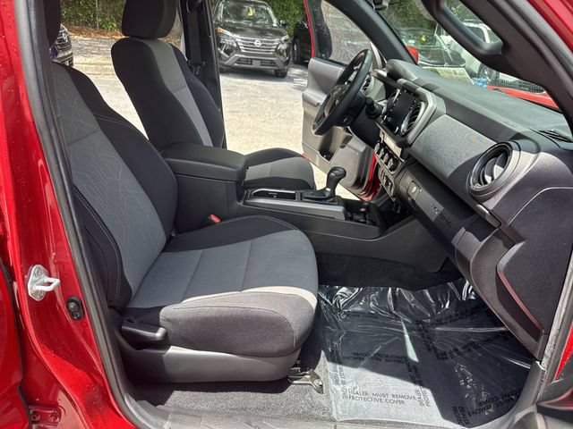 Used 2022 Toyota Tacoma TRD Sport w/ Technology Package AWD/4WD image 10