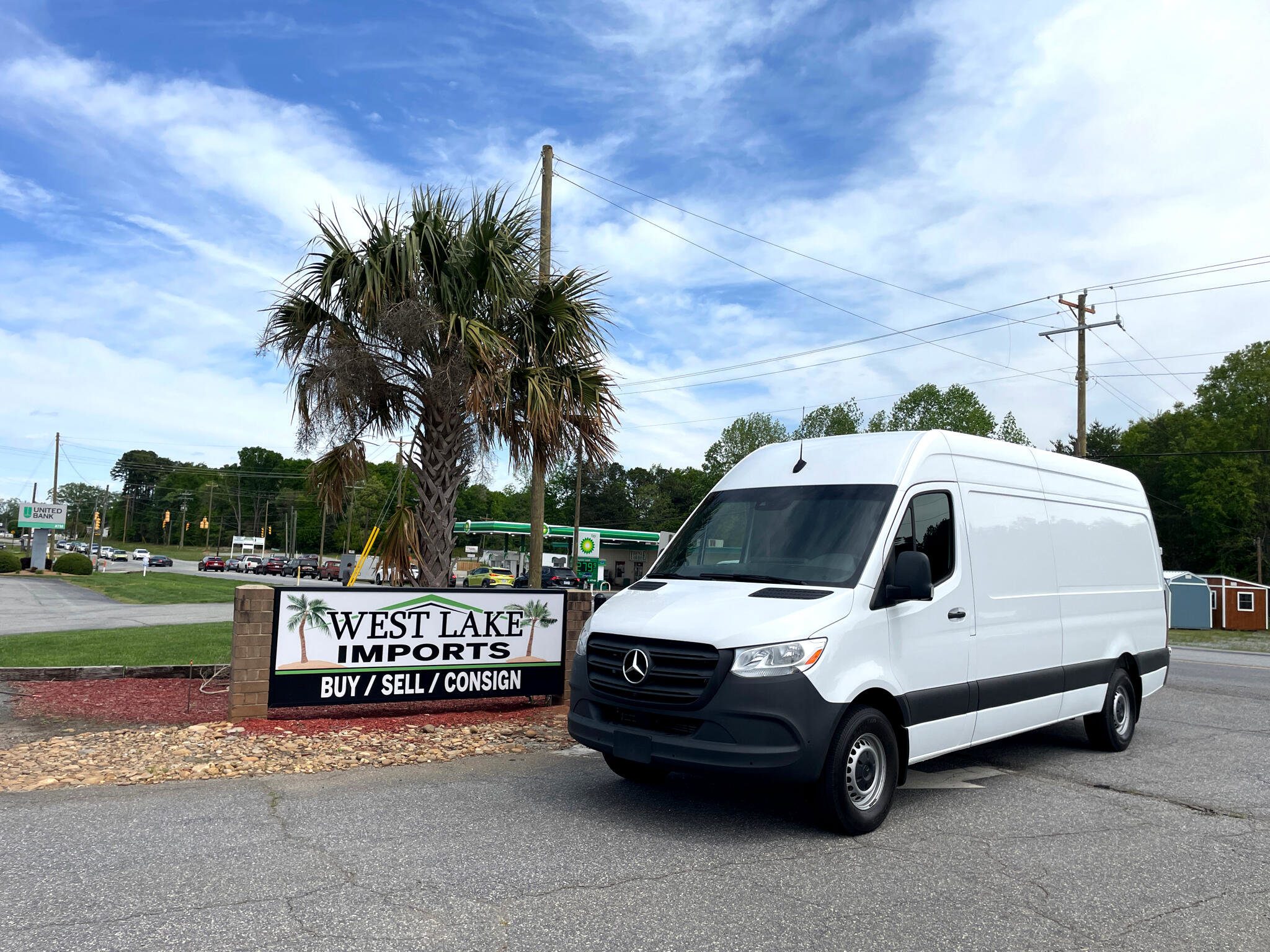 Used 2023 Mercedes-Benz Sprinter 2500 image 1