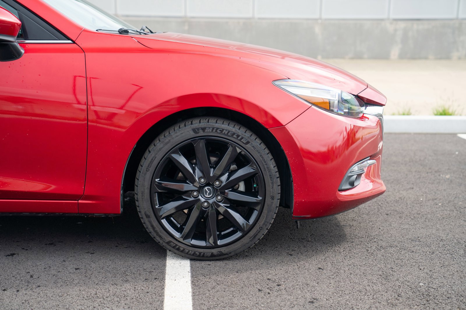 Used 2017 MAZDA MAZDA3 Grand Touring image 9
