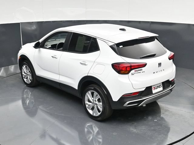 Used 2025 Buick Encore GX Preferred AWD/4WD image 47