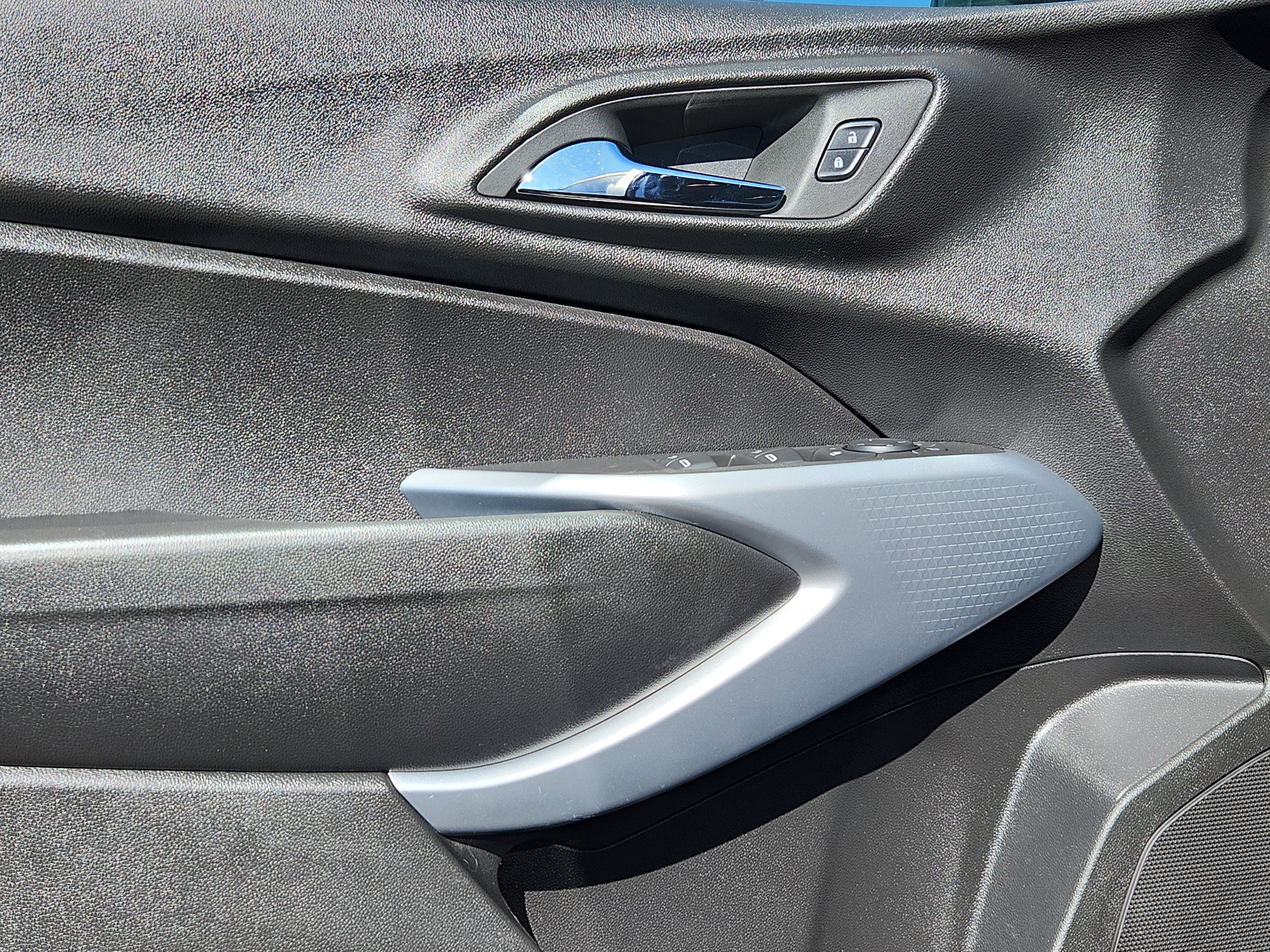 Used 2024 Chevrolet Trax RS image 6