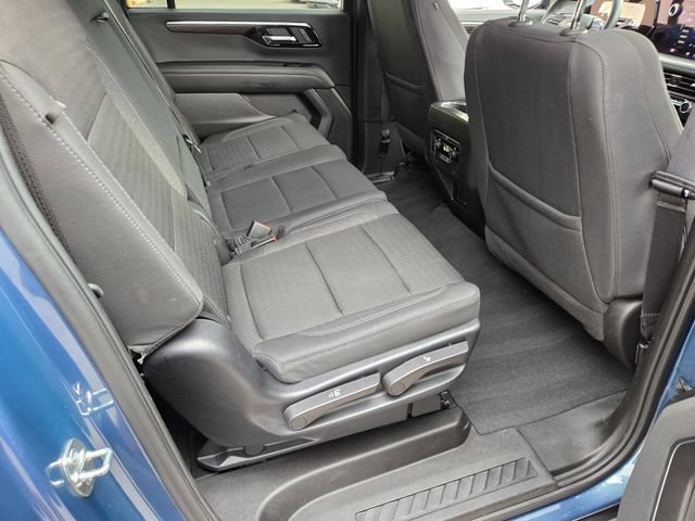 Certified 2025 Chevrolet Suburban LS RWD image 22