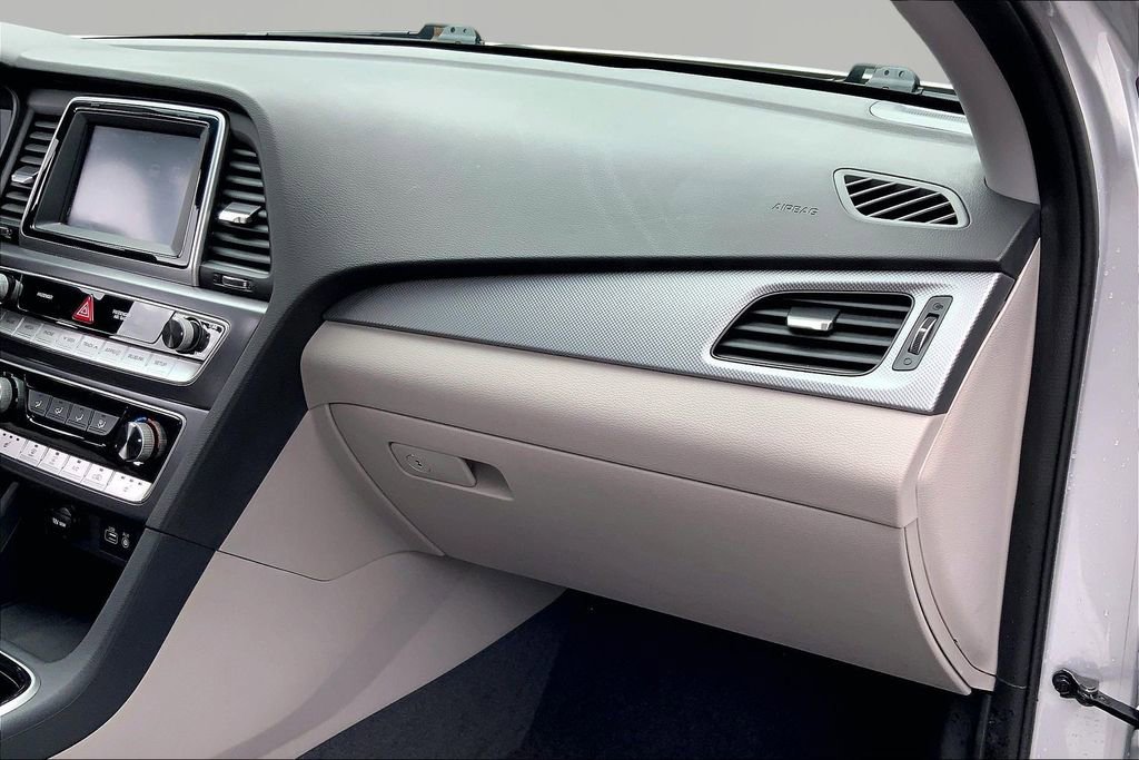 Used 2018 Hyundai Sonata SEL FWD image 18