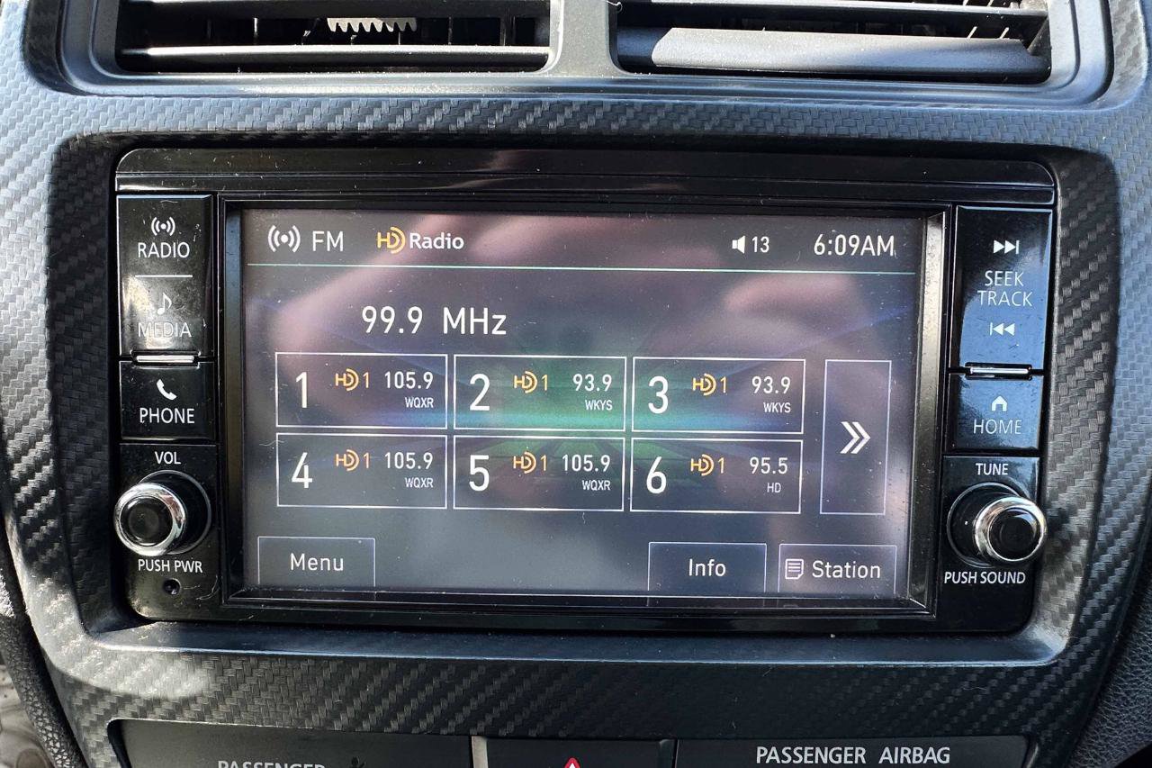 Used 2021 Mitsubishi Outlander Sport ES FWD image 18