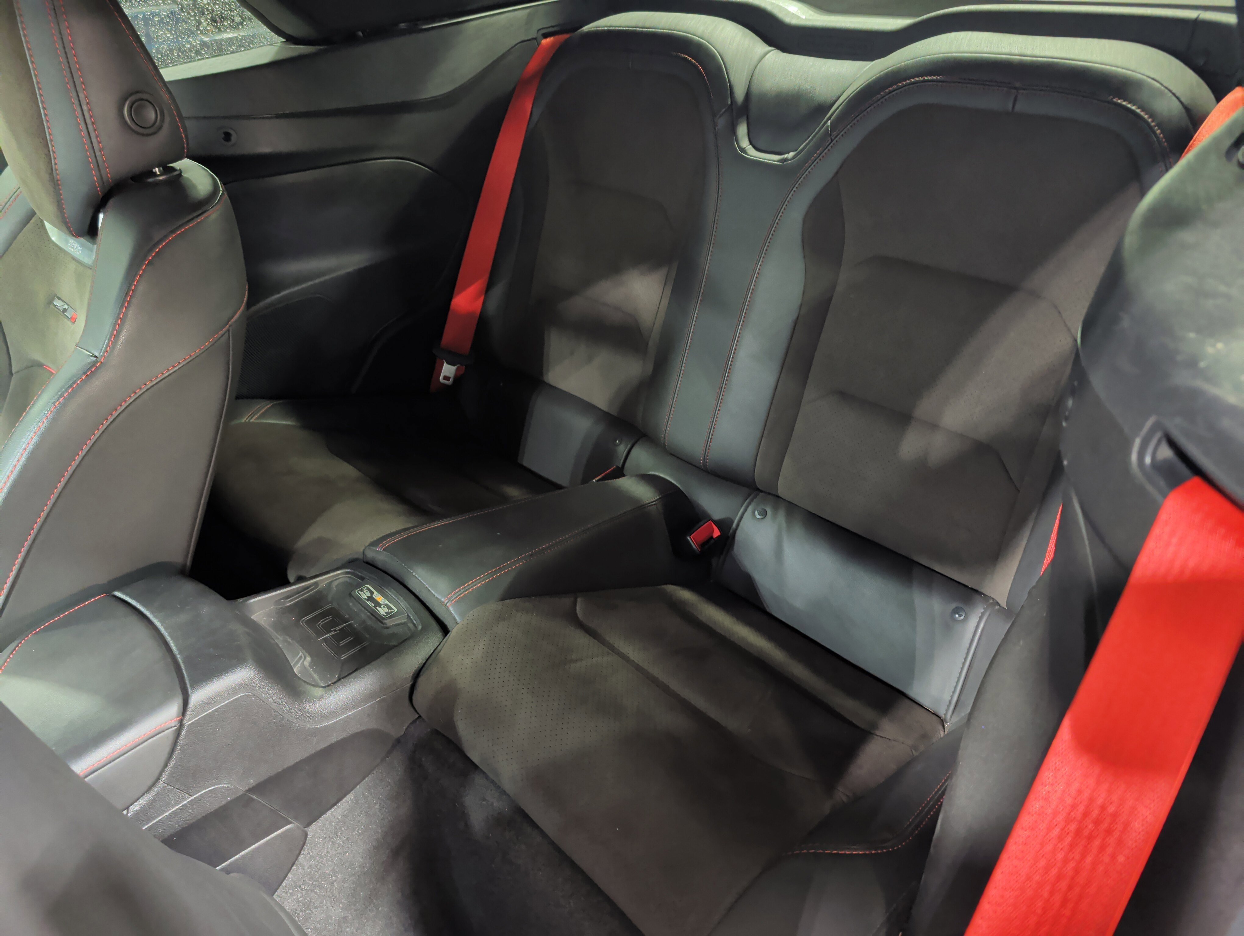 Used 2018 Chevrolet Camaro ZL1 RWD image 8