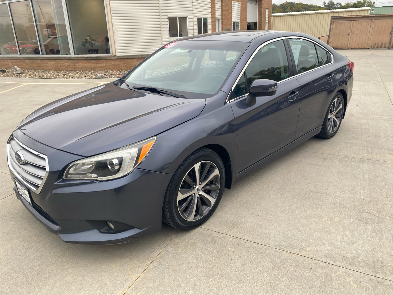 Used 2015 Subaru Legacy 3.6R Limited image 2