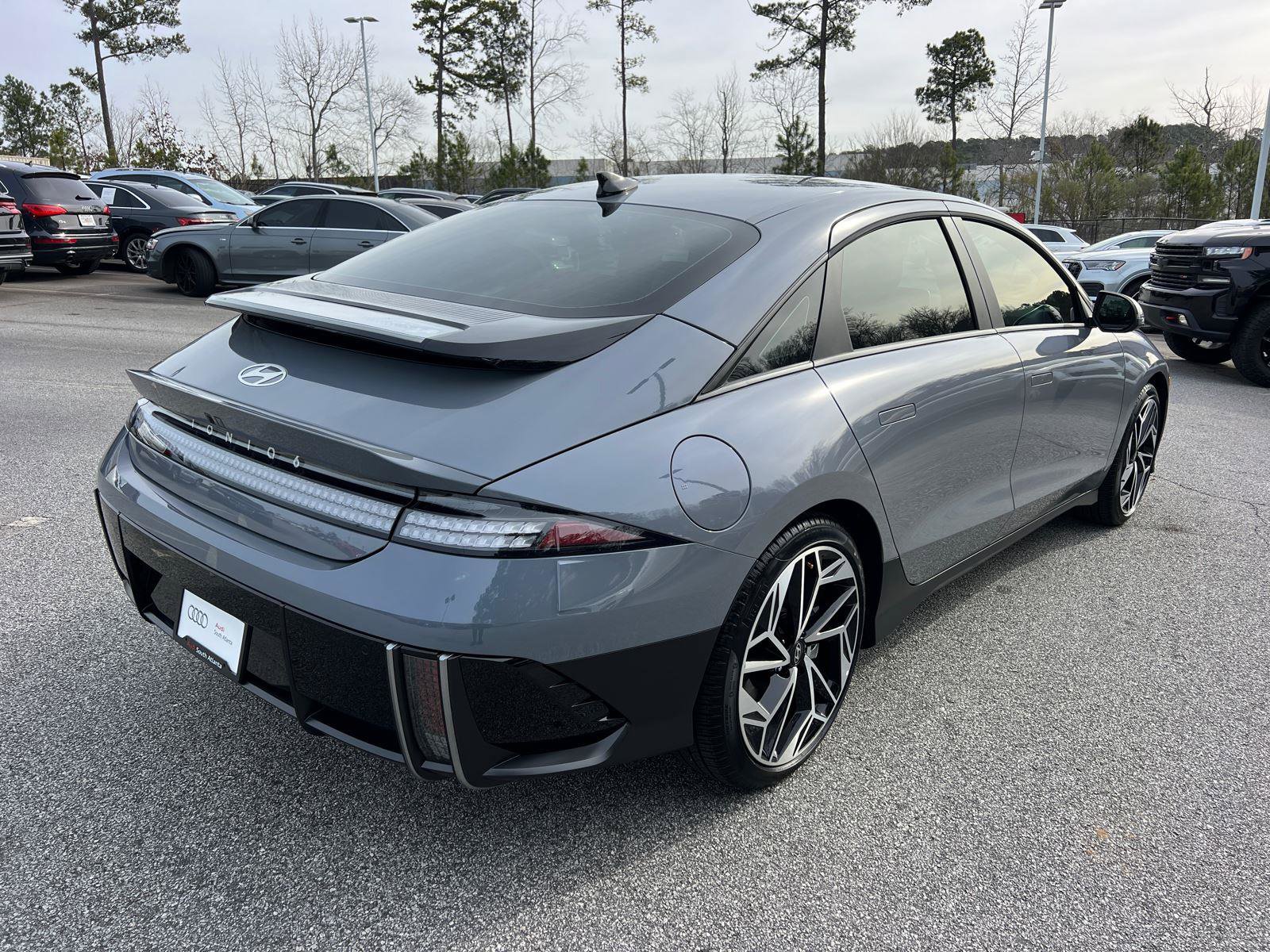 Used 2025 Hyundai Ioniq 6 SEL image 5