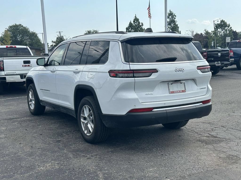 Used 2023 Jeep Grand Cherokee L Laredo w/ Luxury Tech Group I AWD/4WD image 6