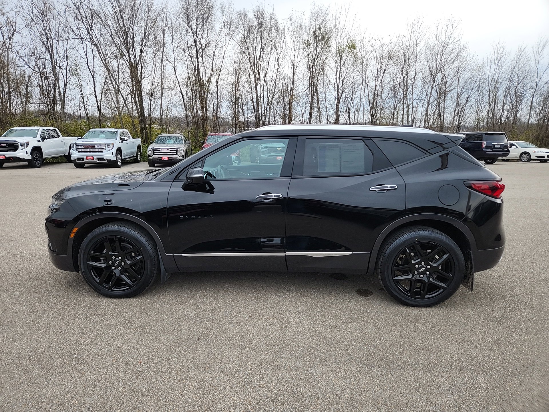 Certified 2022 Chevrolet Blazer Premier w/ Driver Confidence II Package image 5