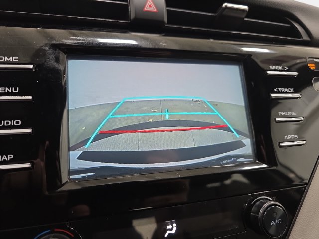Used 2019 Toyota Camry SE FWD image 21