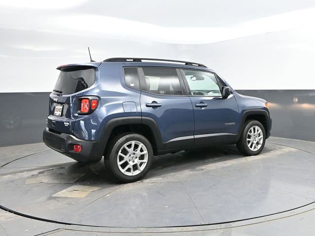 Used 2023 Jeep Renegade Latitude w/ Sun/Sound Group image 10