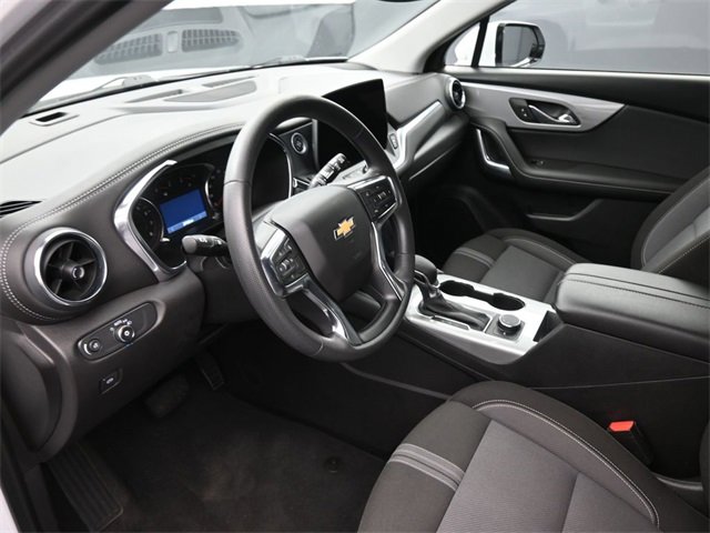 Used 2025 Chevrolet Blazer LT image 18
