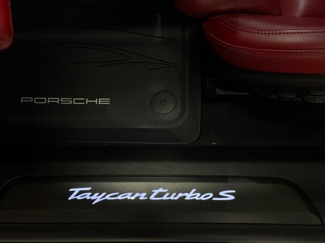 Certified 2022 Porsche Taycan AWD/4WD image 28