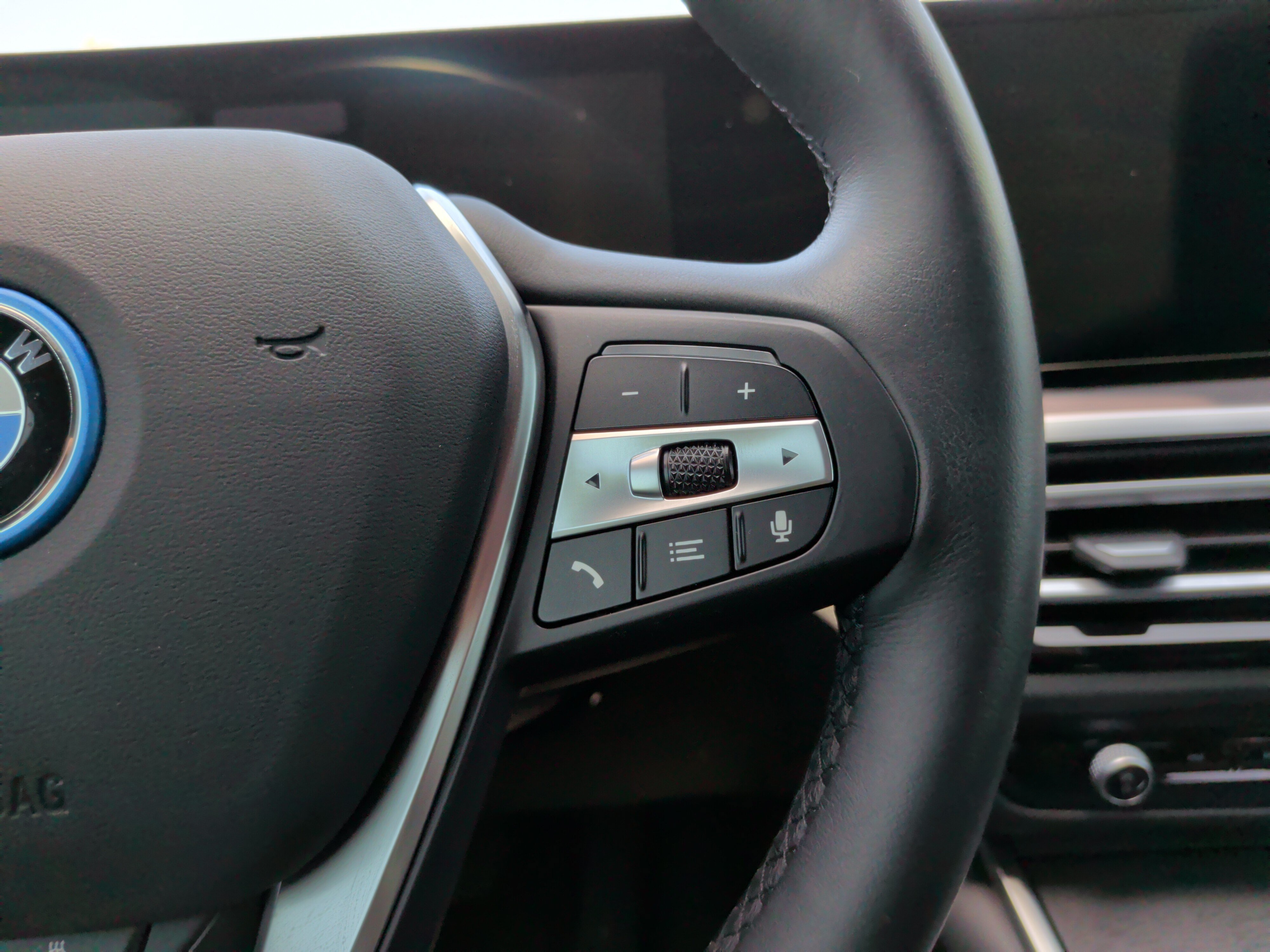 Used 2024 BMW i4 eDrive35 w/ Premium Package RWD image 23