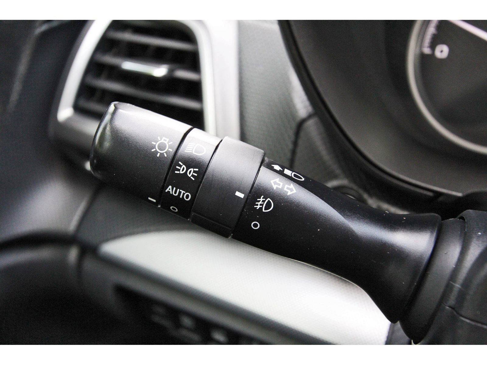 Used 2021 Subaru Forester Limited image 17
