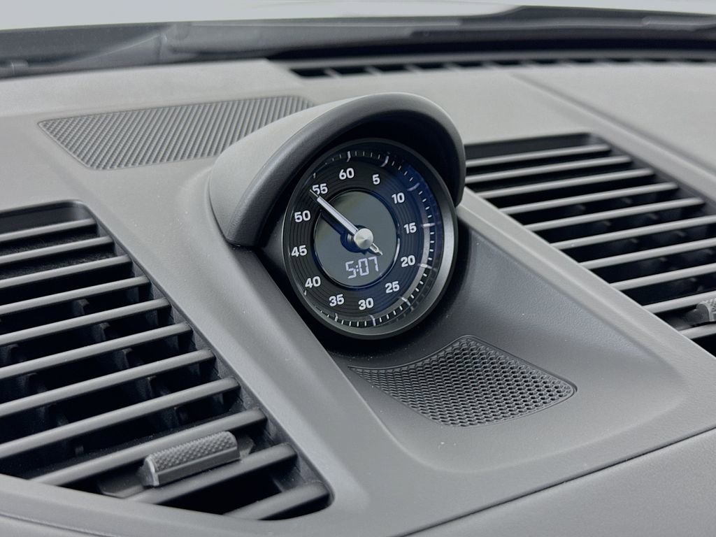 Certified 2025 Porsche 911 Carrera RWD image 19