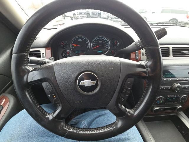 Used 2009 Chevrolet Avalanche LT image 32